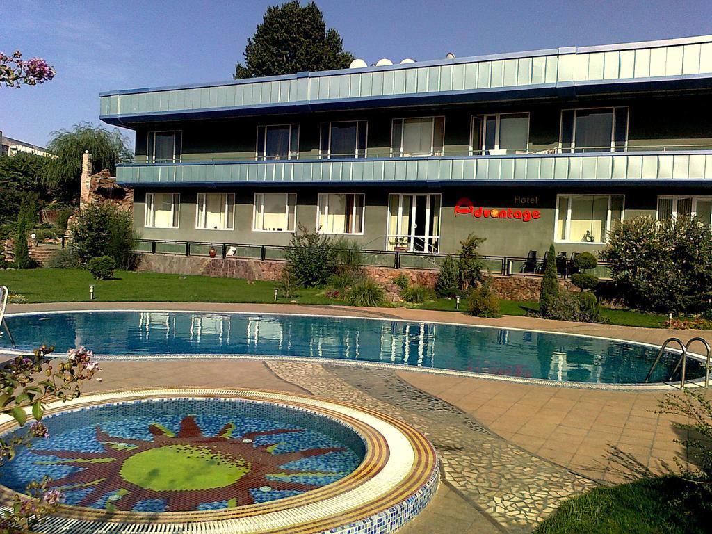 Advantage Hotel Samarcanda Exterior foto